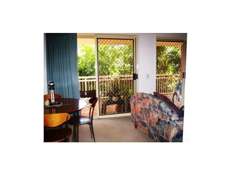 1/2103 Gold Coast Highway, Miami QLD 4220