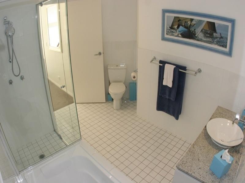 Varsity Lakes QLD 4227