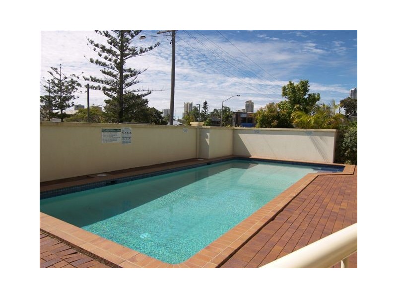 12/74 Thomas Drive, Chevron Island QLD 4217