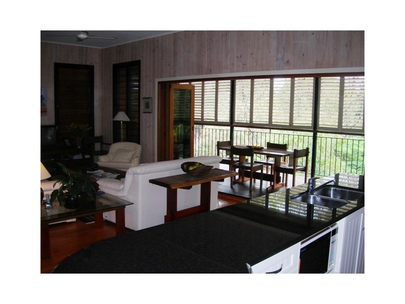 14 Woodgee Street, Currumbin QLD 4223