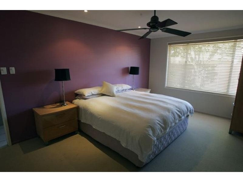 330 Monaco Street, Broadbeach Waters QLD 4218