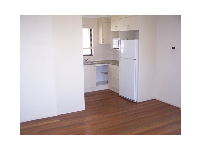 2/1243 Gold Coast Highway, Palm Beach QLD 4221