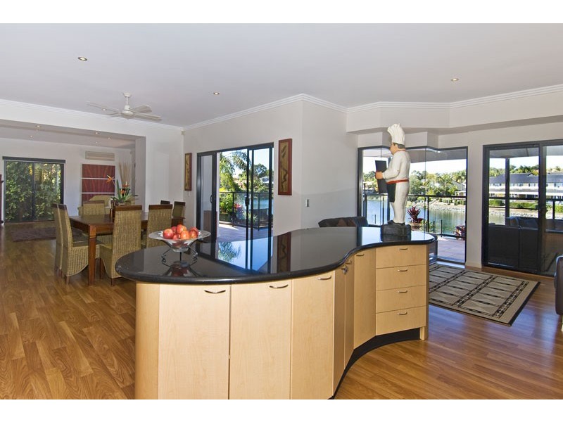 27 Tullamarine Drive, Robina QLD 4226