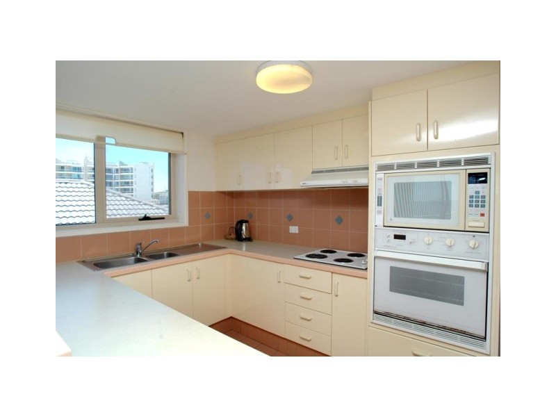 6/2 Twenty-Third Avenue, Palm Beach QLD 4221