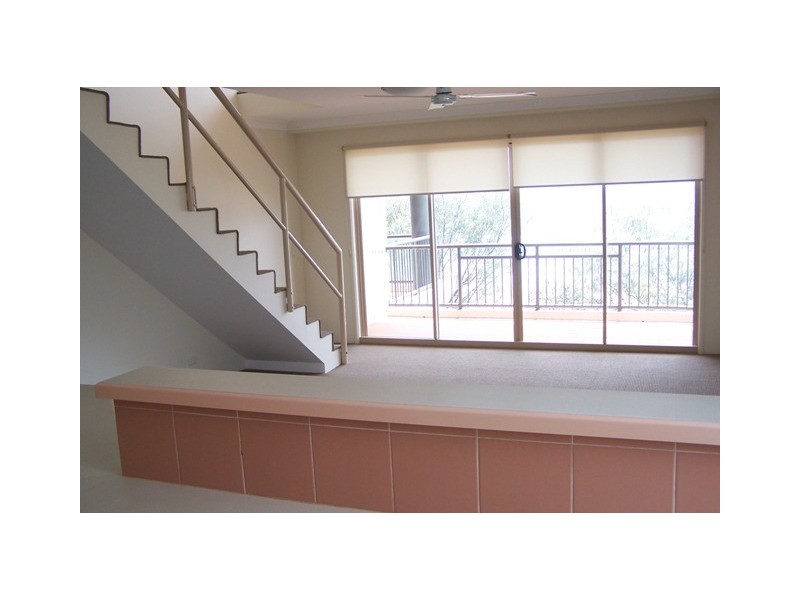 6/2 Twenty-Third Avenue, Palm Beach QLD 4221