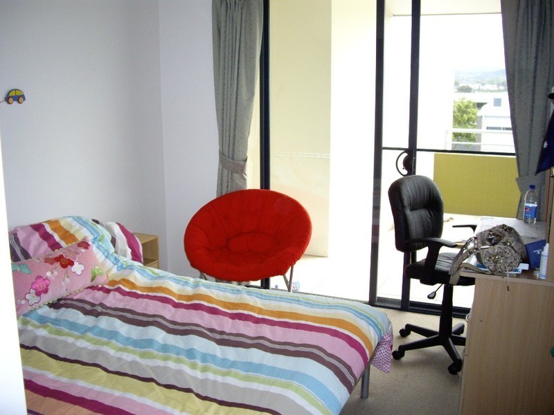 Varsity Lakes QLD 4227