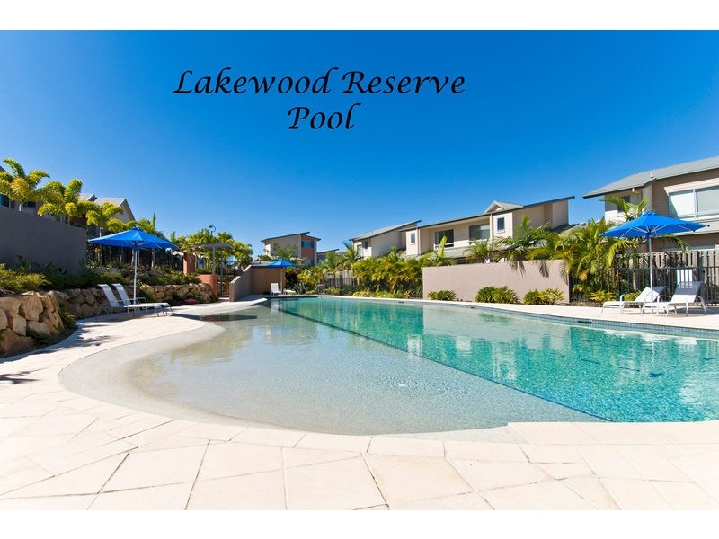 7/19 Carina Peak Drive, Varsity Lakes QLD 4227