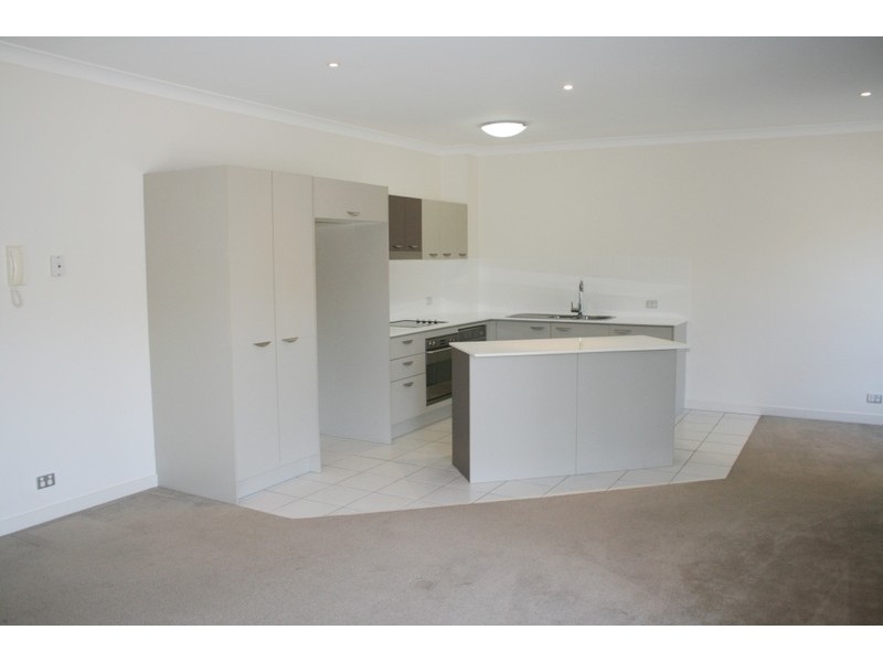 7/19 Carina Peak Drive, Varsity Lakes QLD 4227