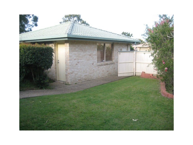 2/5 Valmai Court, Burleigh Waters QLD 4220