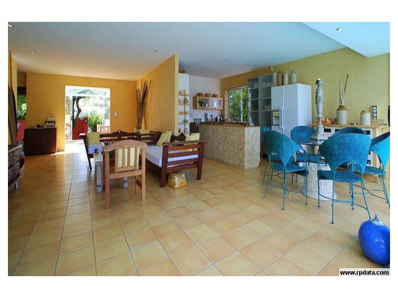 Broadbeach Waters QLD 4218