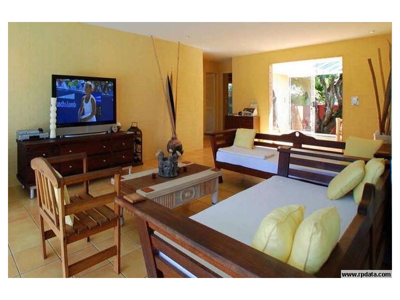 Broadbeach Waters QLD 4218