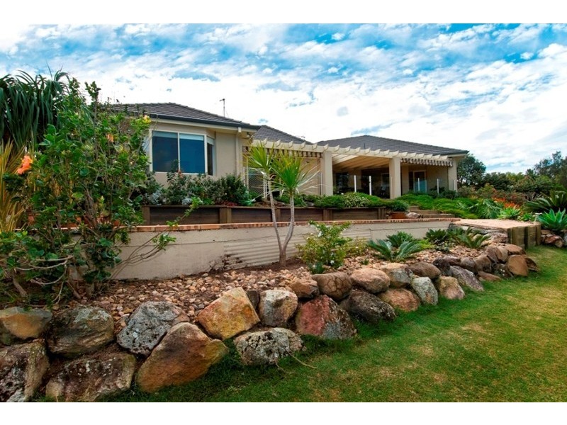 9 Cutwater Close, Clear Island Waters QLD 4226