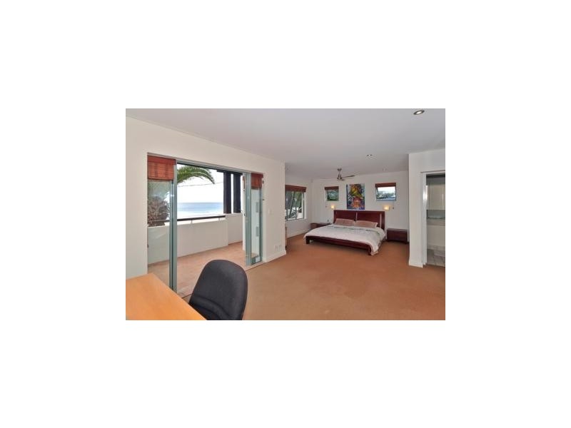 480 The Esplanade, Palm Beach QLD 4221