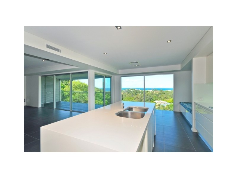53 Crest Drive, Currumbin QLD 4223