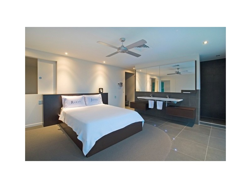 53 Crest Drive, Currumbin QLD 4223