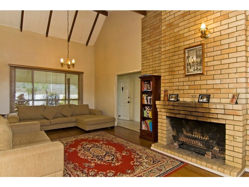 295 Ashmore Road, Benowa QLD 4217