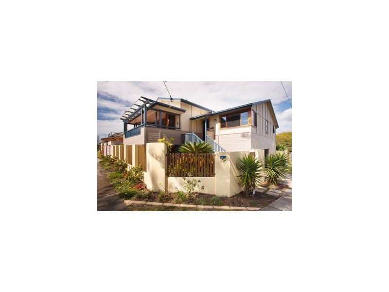 32 Pacific Parade, Bilinga QLD 4225