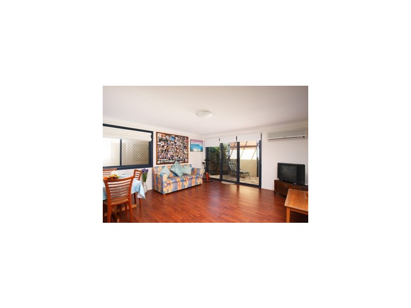 32 Pacific Parade, Bilinga QLD 4225