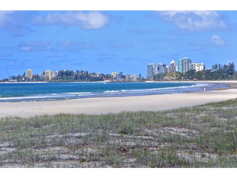 216 Pacific Parade, Bilinga QLD 4225