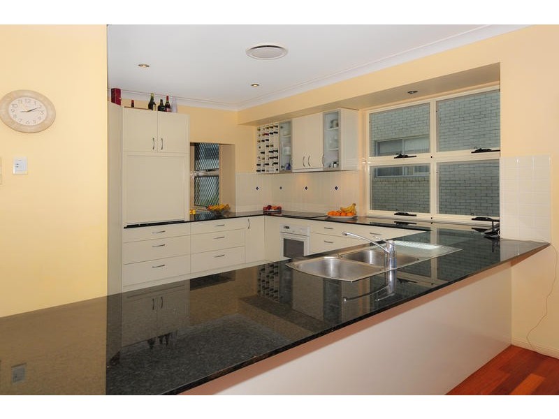 216 Pacific Parade, Bilinga QLD 4225