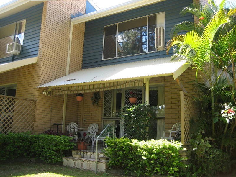 2/31 Monte Carlo Avenue, Broadbeach QLD 4218