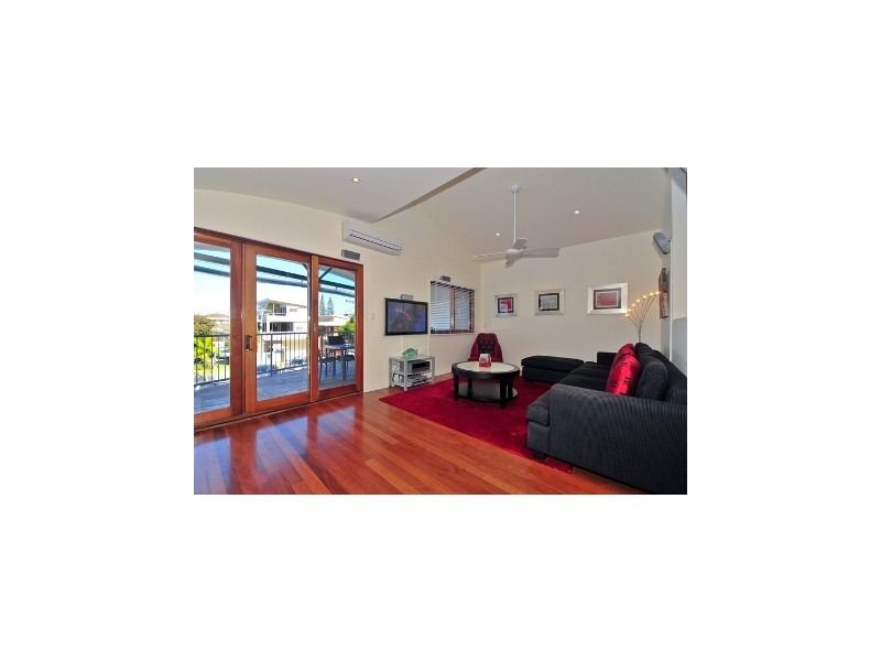 7 Wagawn Street, Tugun QLD 4224