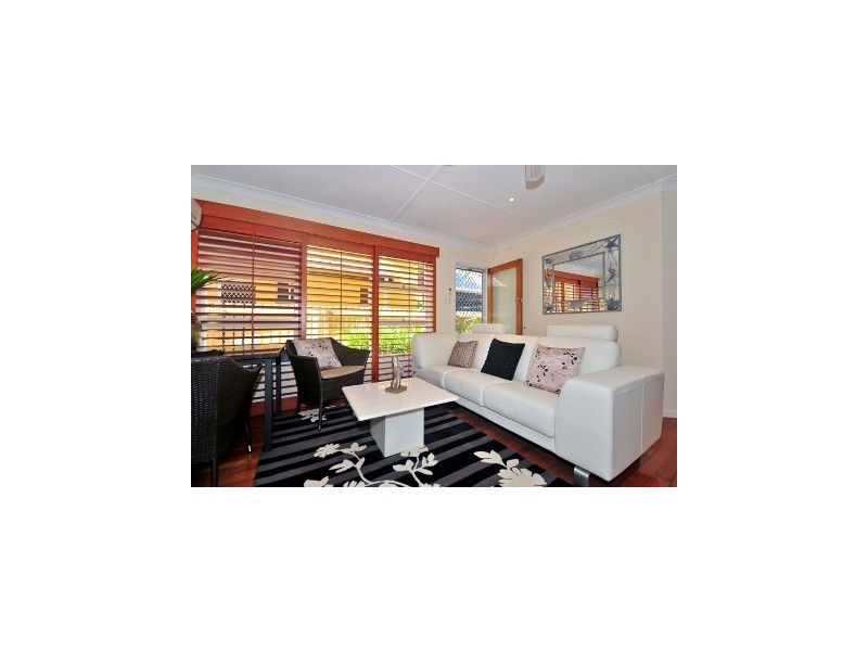 7 Wagawn Street, Tugun QLD 4224