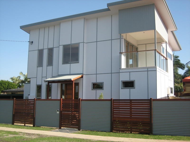1 & 2/56 Sunshine Parade, Miami QLD 4220