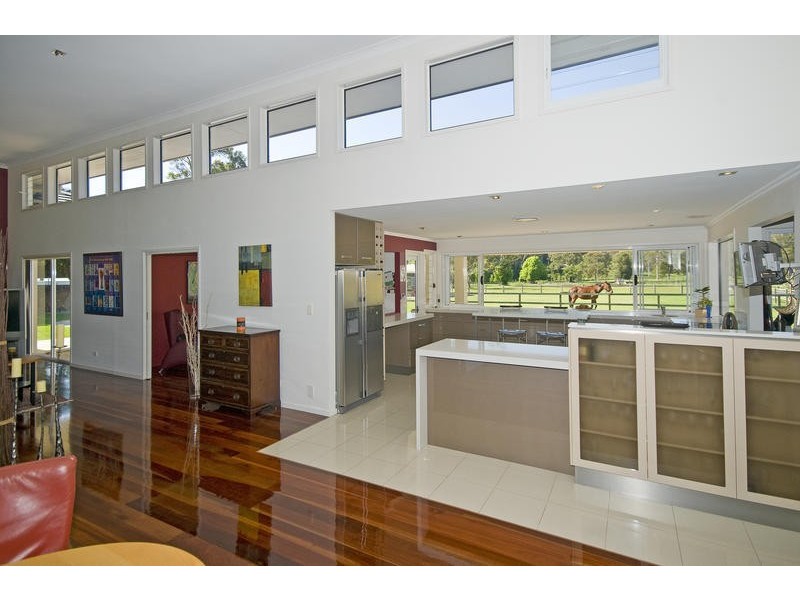11 Benaroon Court, Tallebudgera QLD 4228