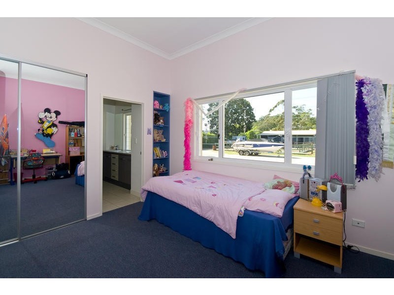 11 Benaroon Court, Tallebudgera QLD 4228