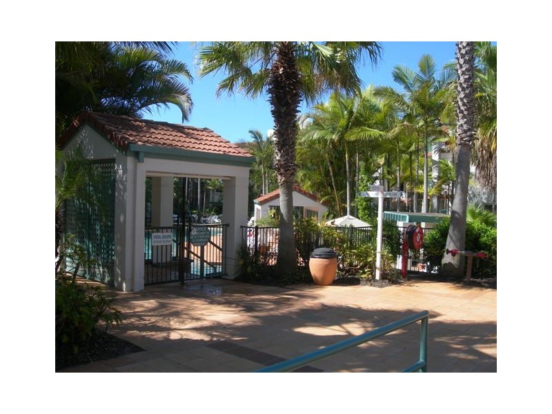 116/7 Redondo Avenue, Miami QLD 4220