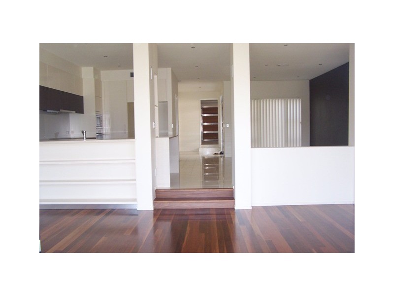 7006 B Vista Drive, Royal Pines Estate, Benowa QLD 4217