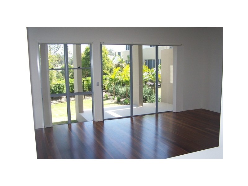 7006 B Vista Drive, Royal Pines Estate, Benowa QLD 4217