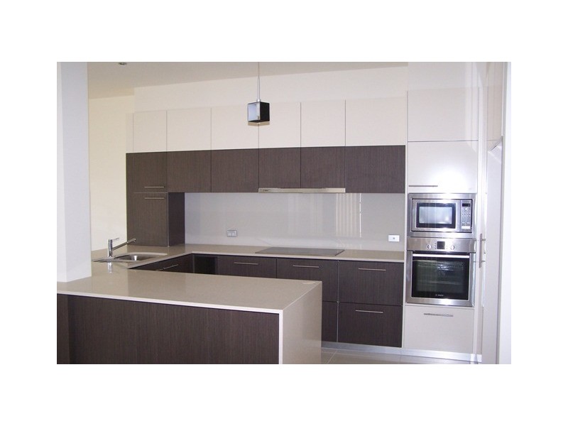 7006 B Vista Drive, Royal Pines Estate, Benowa QLD 4217