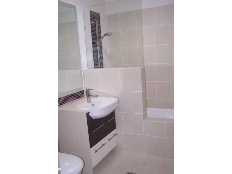 7006 B Vista Drive, Royal Pines Estate, Benowa QLD 4217