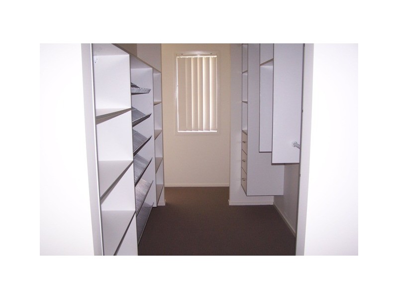 7006 B Vista Drive, Royal Pines Estate, Benowa QLD 4217