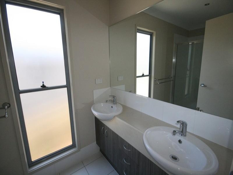 9 Tobermory Court, Merrimac QLD 4226