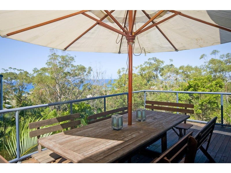 2 Kandra Avenue, Currumbin QLD 4223