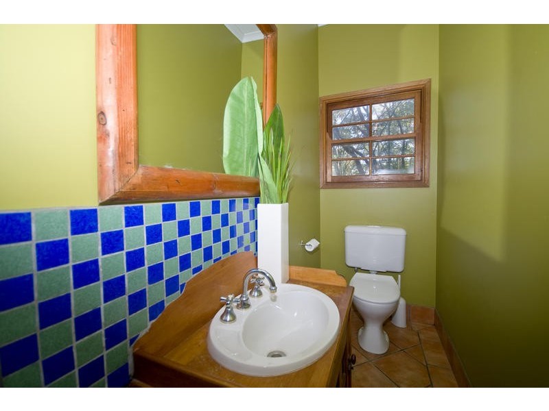 2 Kandra Avenue, Currumbin QLD 4223