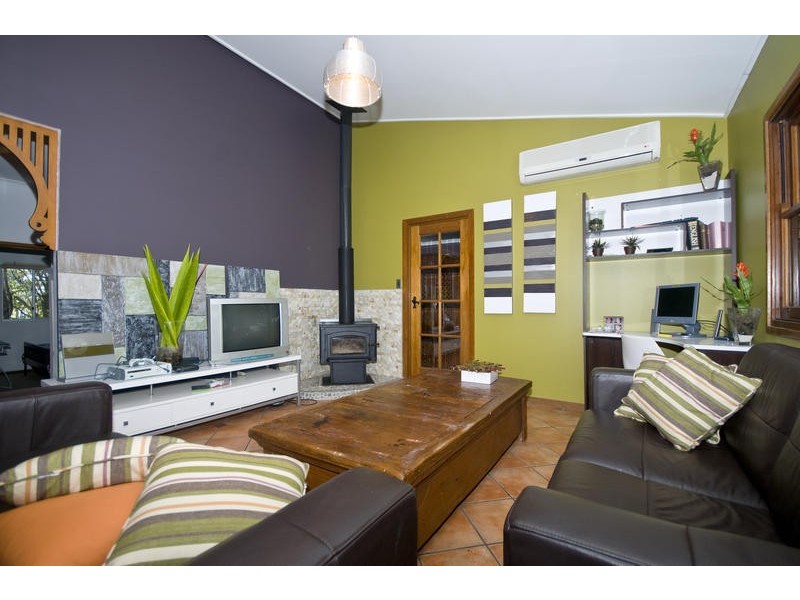 2 Kandra Avenue, Currumbin QLD 4223