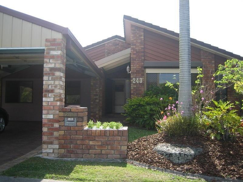243 Ron Penhaligon Way, Robina QLD 4226