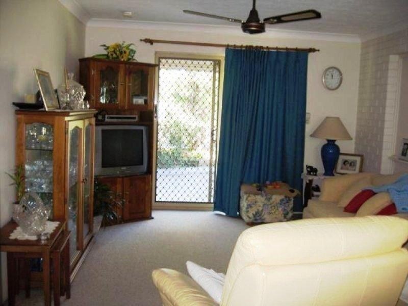 7/160 Barrier Reef Drive, Mermaid Waters QLD 4218