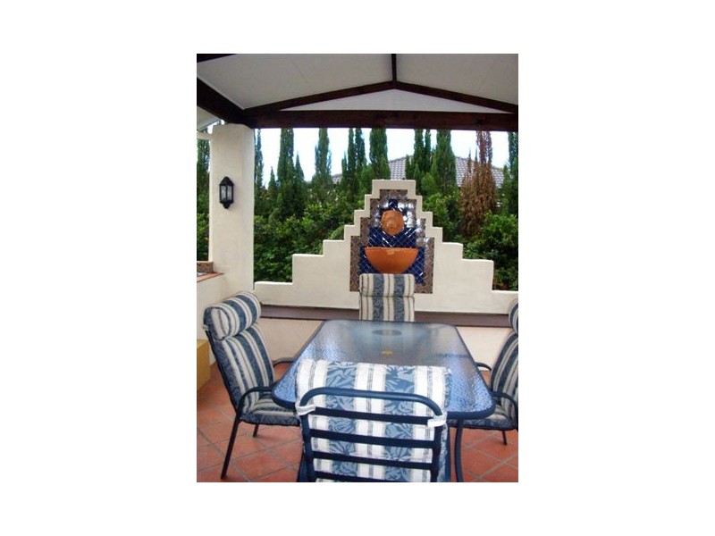 134 Dunlin Drive, Burleigh Waters QLD 4220