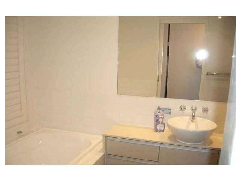 Varsity Lakes QLD 4227