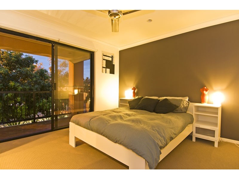 46/1 Warbler Parade, Varsity Lakes QLD 4227