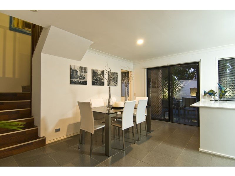 46/1 Warbler Parade, Varsity Lakes QLD 4227