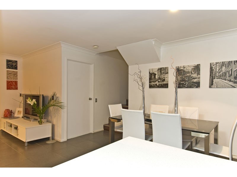 46/1 Warbler Parade, Varsity Lakes QLD 4227