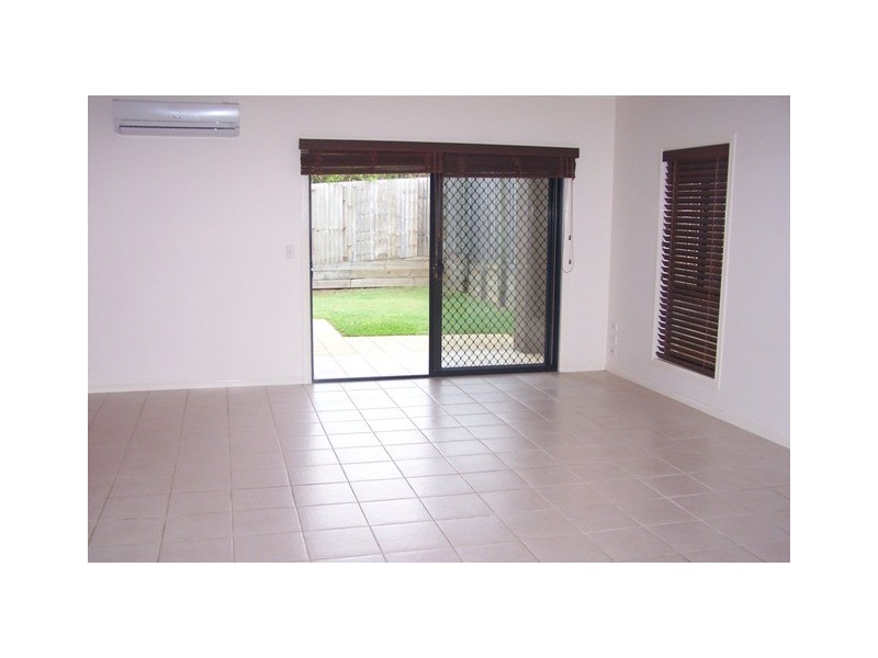 5 Acklin Court, Varsity Lakes QLD 4227