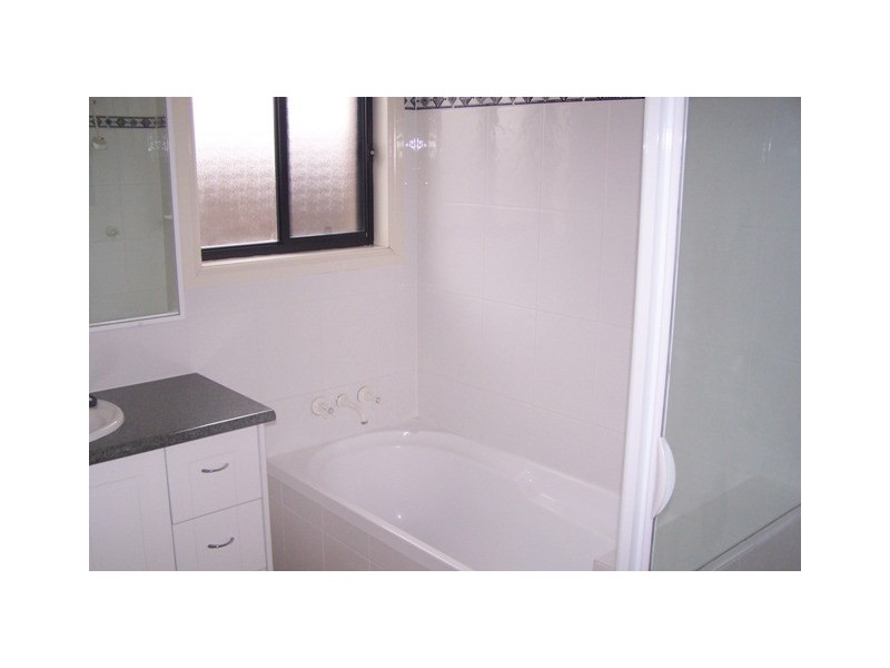 5 Acklin Court, Varsity Lakes QLD 4227