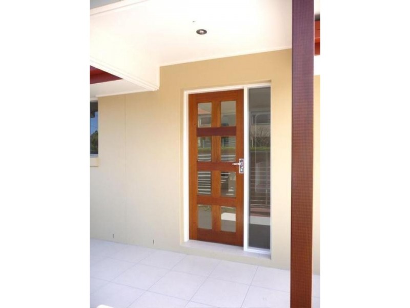 1/56 Sunshine Parade, Miami QLD 4220